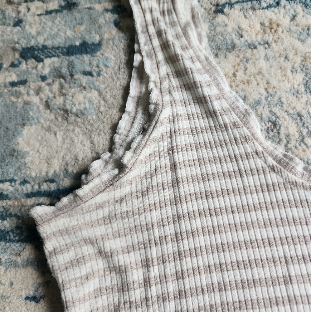 Striped Neutral Tank 1X - Picture 9 of 9